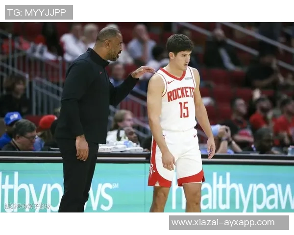 谢泼德本赛季高效表现令人期待单场30分只是时间问题且防守持续进步 谢泼德本赛季高效表现令人期待单场30分只是时间问题且防守持续进步