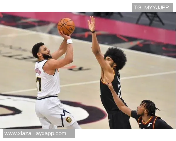 贾马尔穆雷三节反向打卡表现出色12投7中斩获16分1篮板2助攻1抢断 贾马尔穆雷三节反向打卡表现出色12投7中斩获16分1篮板2助攻1抢断