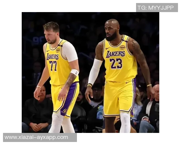 帕森斯称詹姆斯缺席为东契奇提供适应机会是积极信号 帕森斯称詹姆斯缺席为东契奇提供适应机会是积极信号